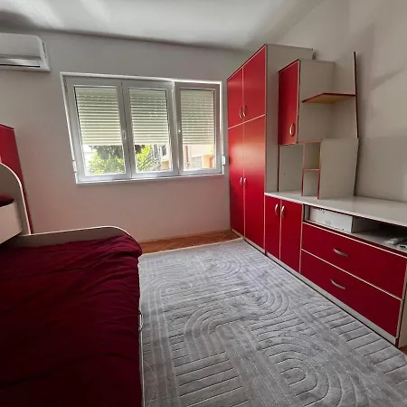 Spacious Luxury Urban Relaxation Apartment